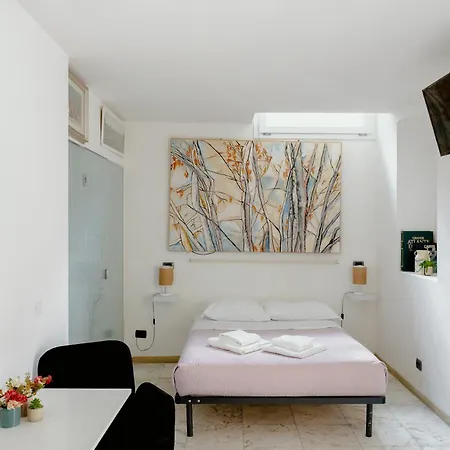 11 Duomo - Monolocale Caratteristico Apartment Florence