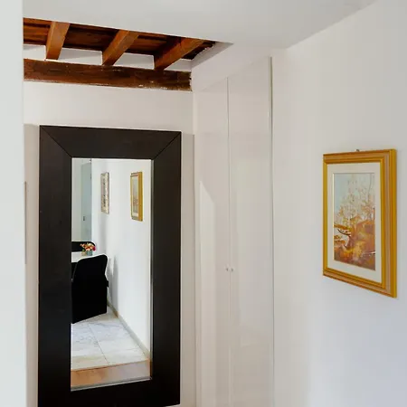 11 Duomo - Monolocale Caratteristico Apartment Florence